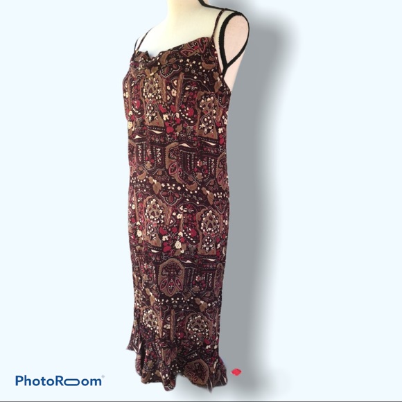 Scarlett | Brown Floral Summer Dress - Picture 5 of 7